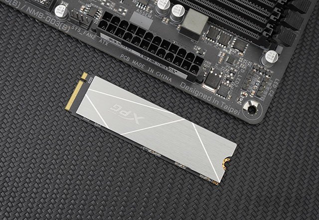 普及型PCIe 4.0 SSD来了: XPG 翼龙 S50 Lite 1TB评测